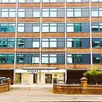 Lovely Apartment Available To Rent In Old Trafford