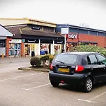 Lovely Apartment Available To Rent In Old Trafford